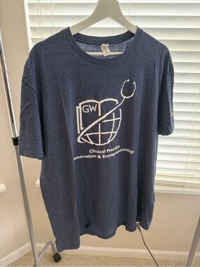 GW Clinical Practice Innovation & Entrepreneurship Graphic Tee - XL